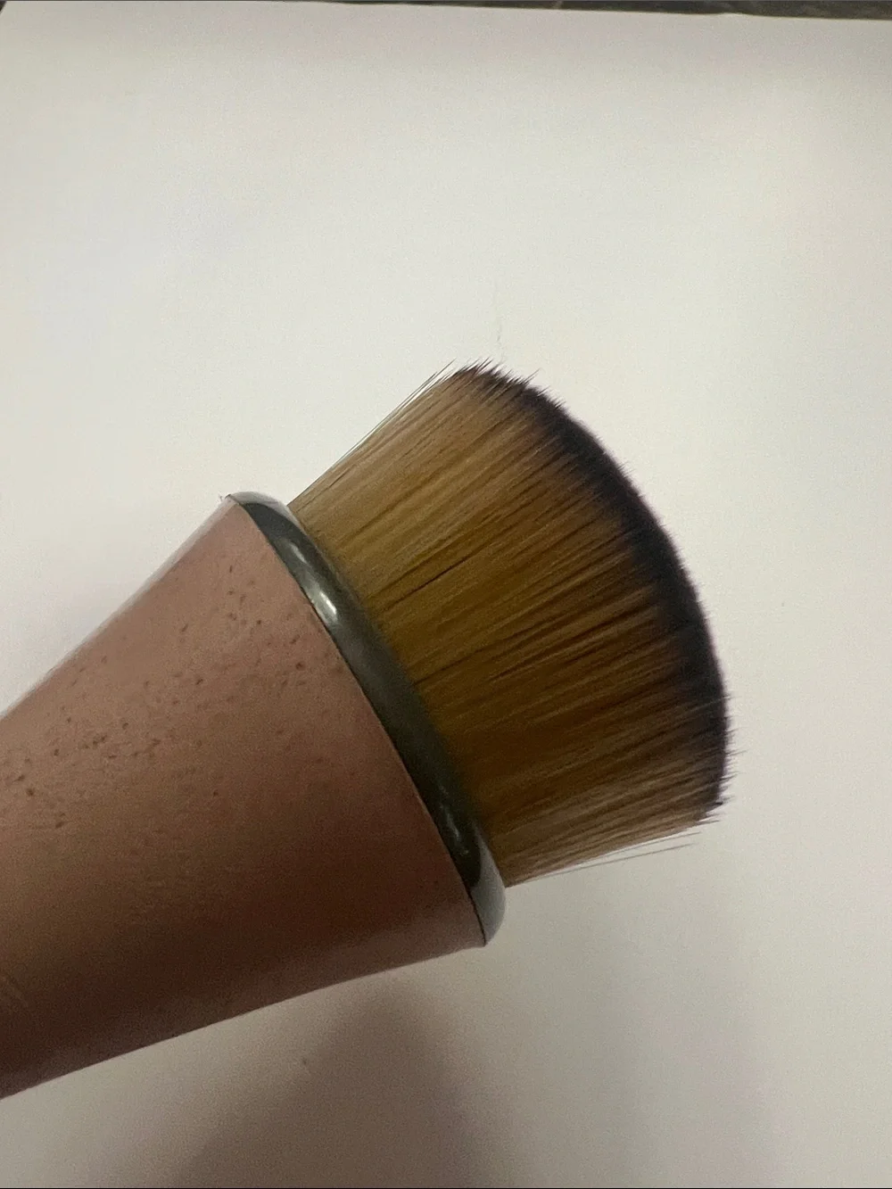 ecotools ultimate buff  Brush in Pink